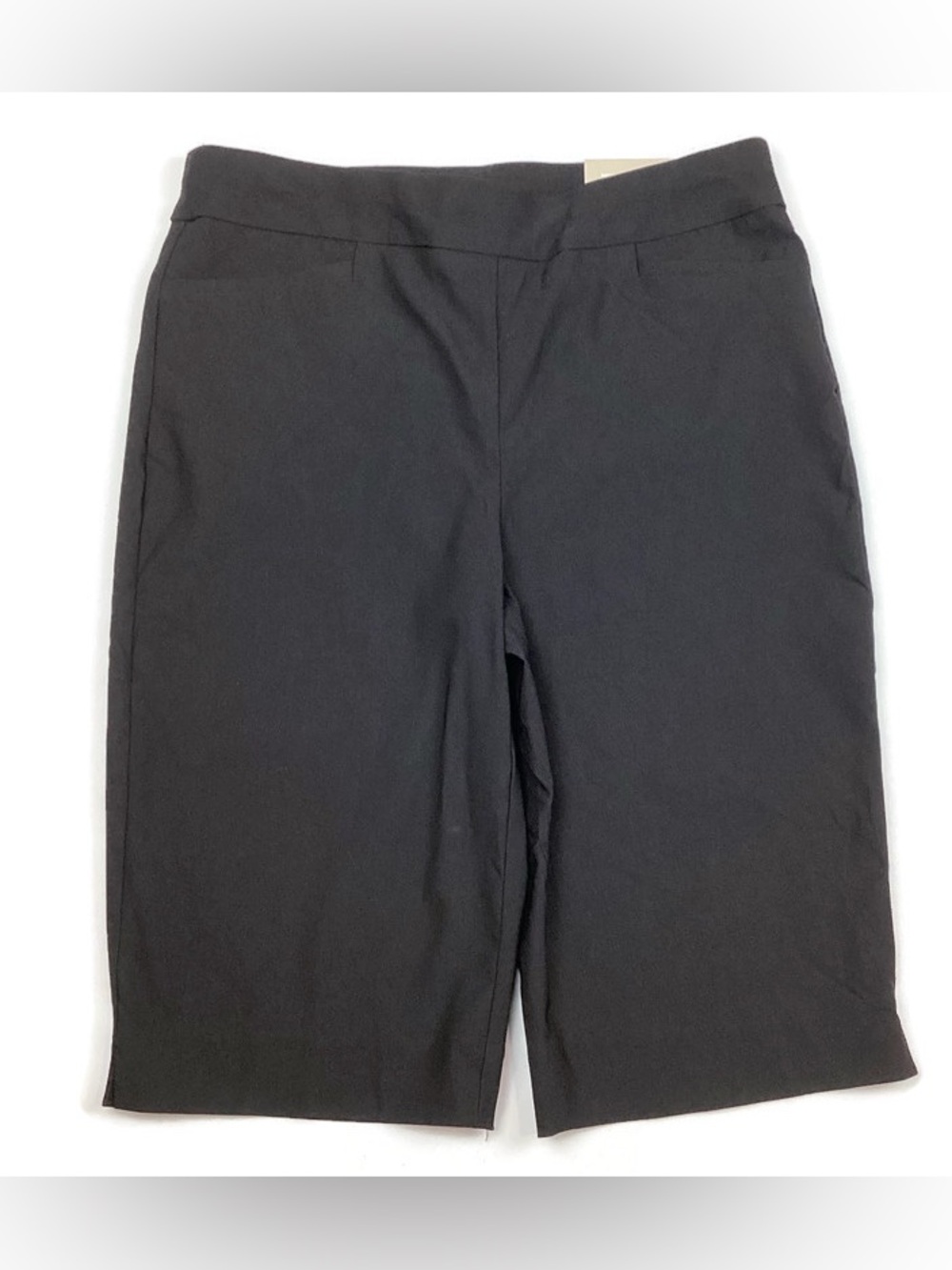 Chico’s Black Slimming Brigitte Slim Leg Pull On Stretch Shorts Sz 1 (US 8) NEW!